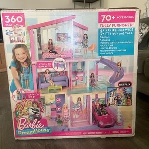 COPY - Barbie dream house